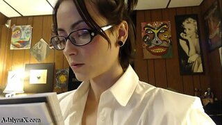 AdalynnX - Salach Fisty Cailín Scoile 2