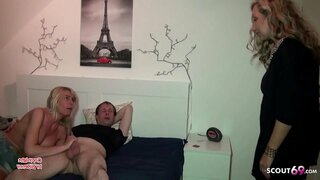 ���ღგზნებული, მეგა მკერდი დაიჭირეს თქვენი საუკეთესო მეგობარს როდესაც მიღების და გამოდის, რომ სამი შესახებ გაიგო,