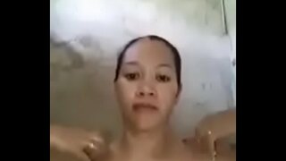 Nzuri kucheza yake pyssy