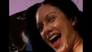 Taylor Pluja: Dur Cul Merda PMV